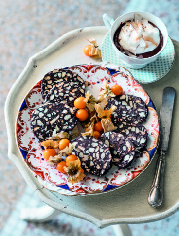 SALAME DOLCE DI CIOCCOLATO ALLE MANDORLE