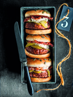 Burger di carne mista,con pancetta e gorgonzola