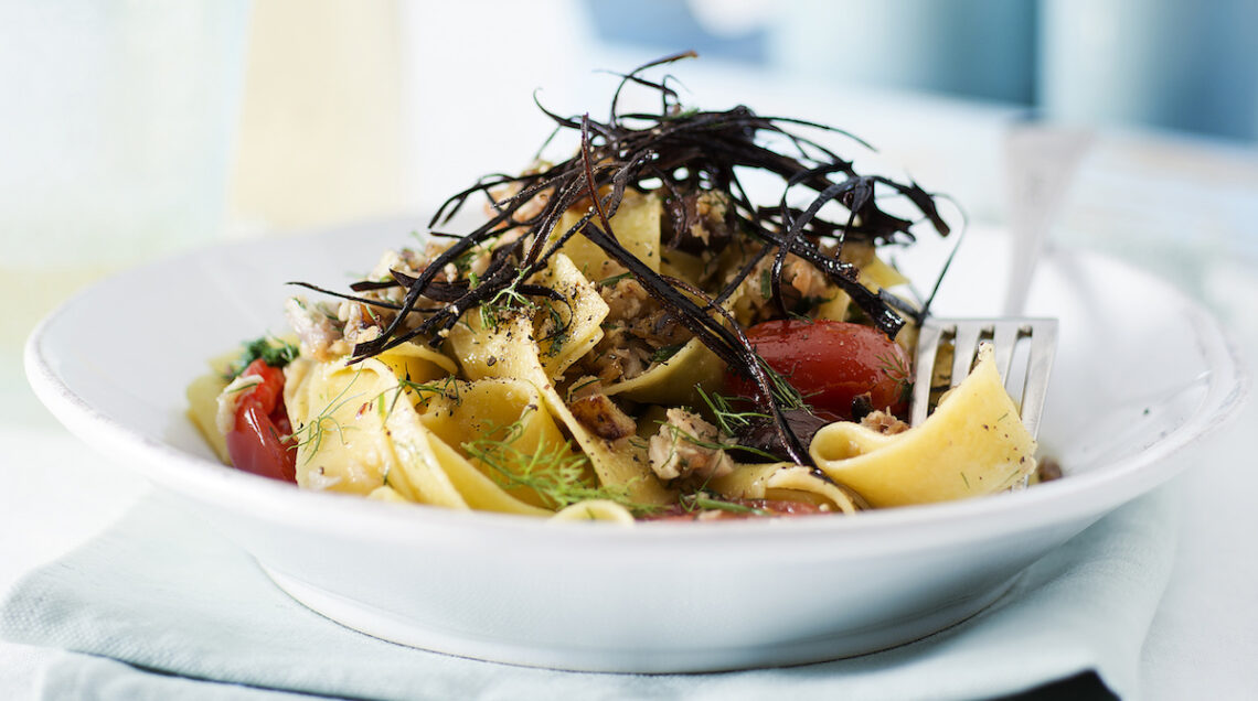 Pappardelle con ragù melanzane e olive