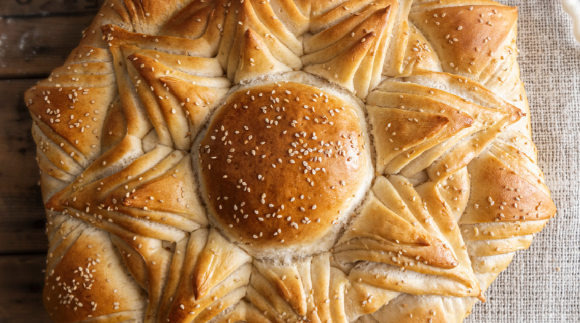 Fiore di pane al sesamo