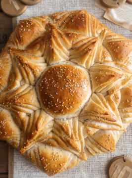 Fiore di pane al sesamo