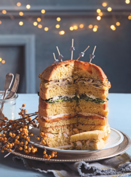 Panettone gastronomico ai gamberi, ortaggi e crema di tartufo