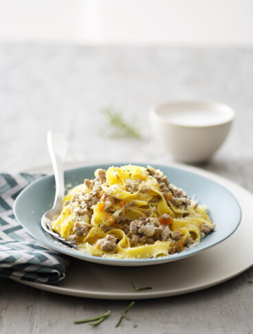 Tagliatelle al ragù bianco