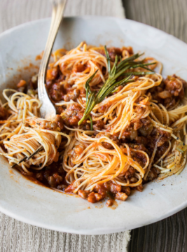Maccheroncini di Campofilone al ragù marchigiano
