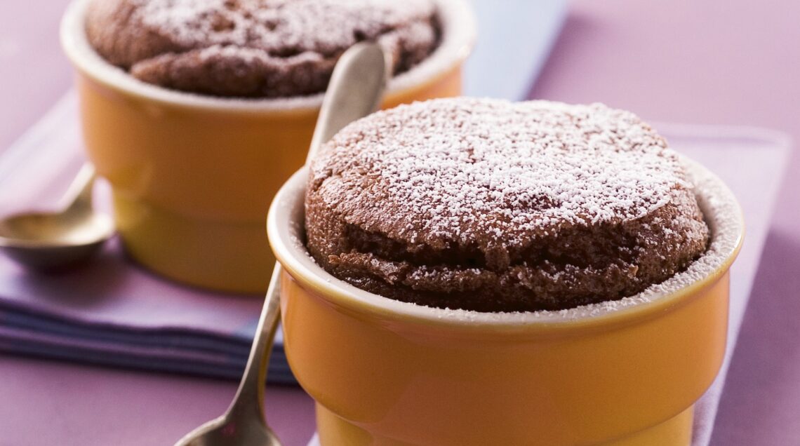 SOUFFLE CIOCCOLATO CON ZUCCHERO A VELO