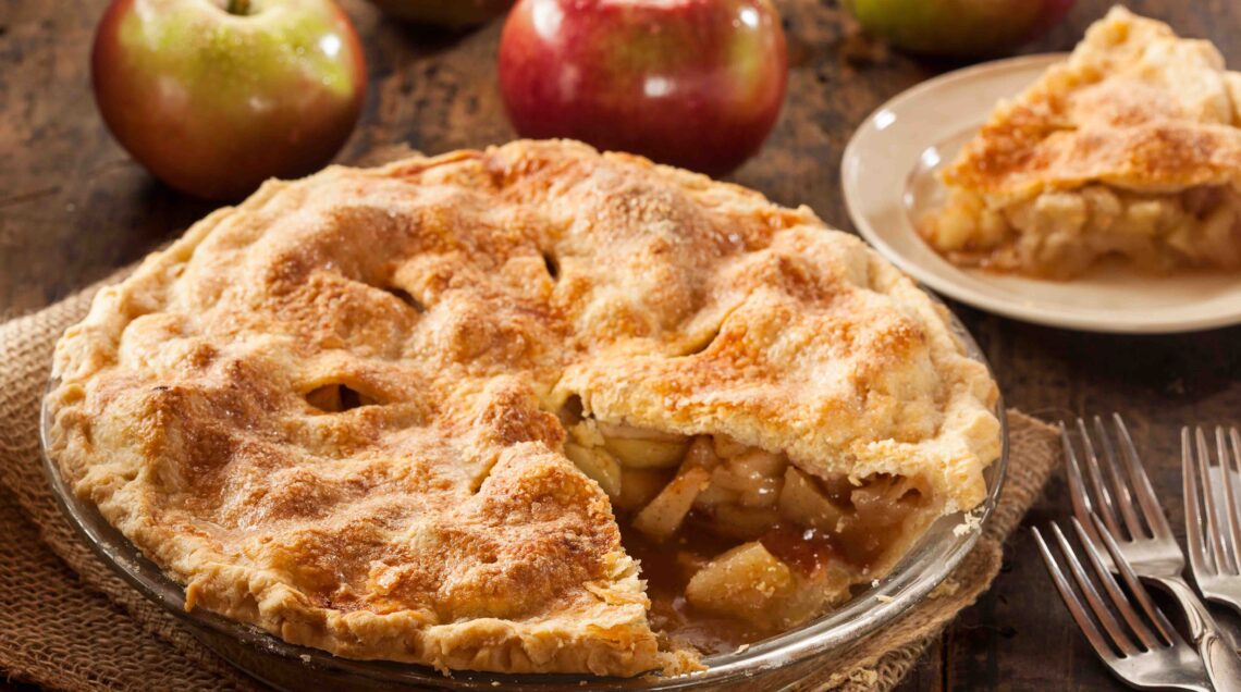 Homemade Organic Apple Pie Dessert