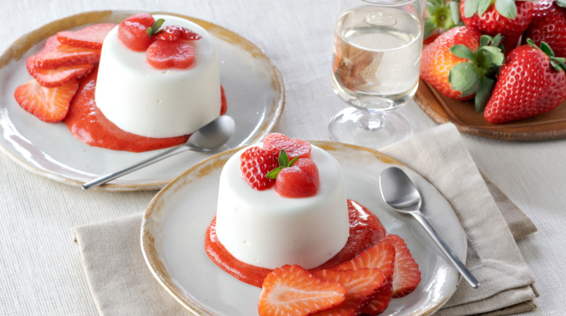 BAVARESI ALLO YOGURT CON CUORE DI FRAGOLA