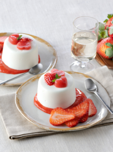 BAVARESI ALLO YOGURT CON CUORE DI FRAGOLA