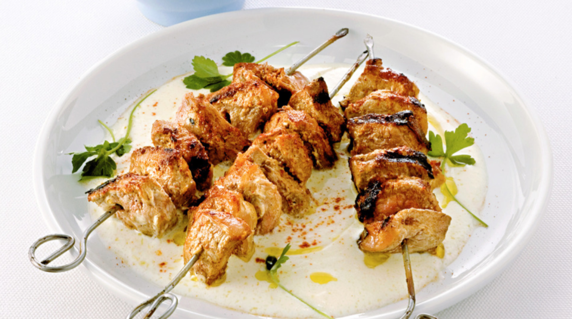 spiedini di agnello profumati allo yogurt