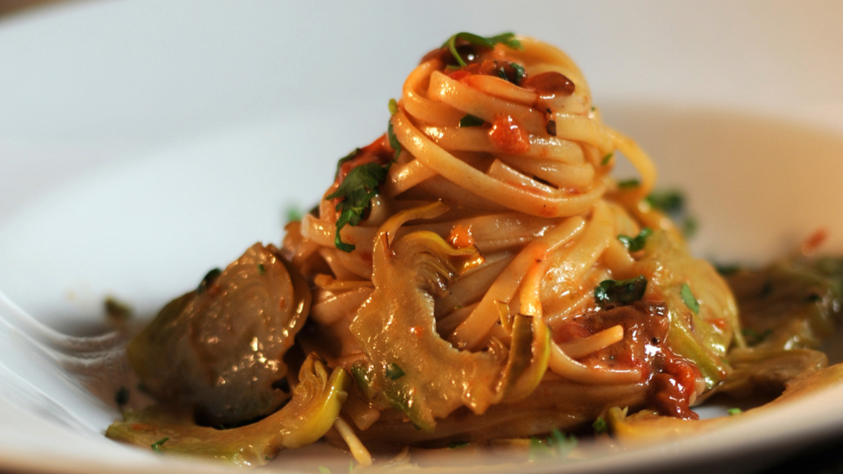 Linguine ricci di mare e carciofi