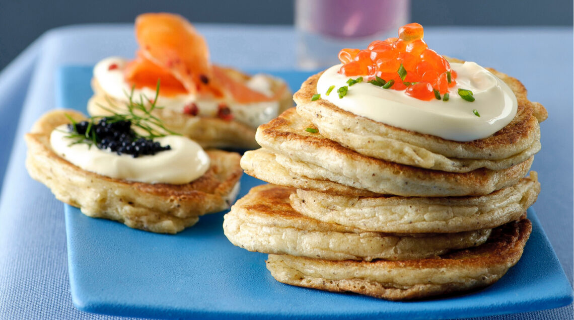 BLINI, LA RICETTA TRADIZIONALE (UNA DELLE TANTE VERSIONI)