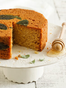 Torta alla salvia e miele