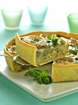 Crostata di carciofi, patate e chèvre