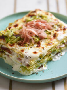 le lasagne con speck e zucchine