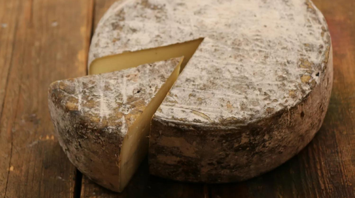 Formaggio, conservalo con questo trucco nel frigorifero: non invecchia di 1  giorno