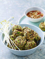 Polpette di quinoa, edamame e salsa umeboshi