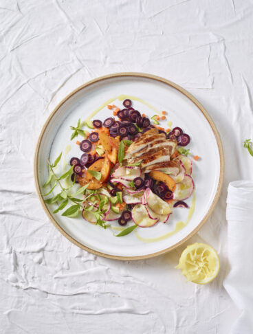 Macedonie di carote, albicocche e zucchine, con carpaccio di polloMacedonie di carote, albicocche e zucchine, con carpaccio di pollo