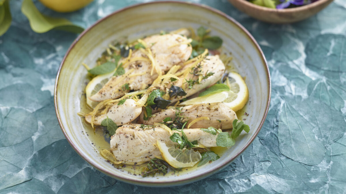 Pollo marinato al limone