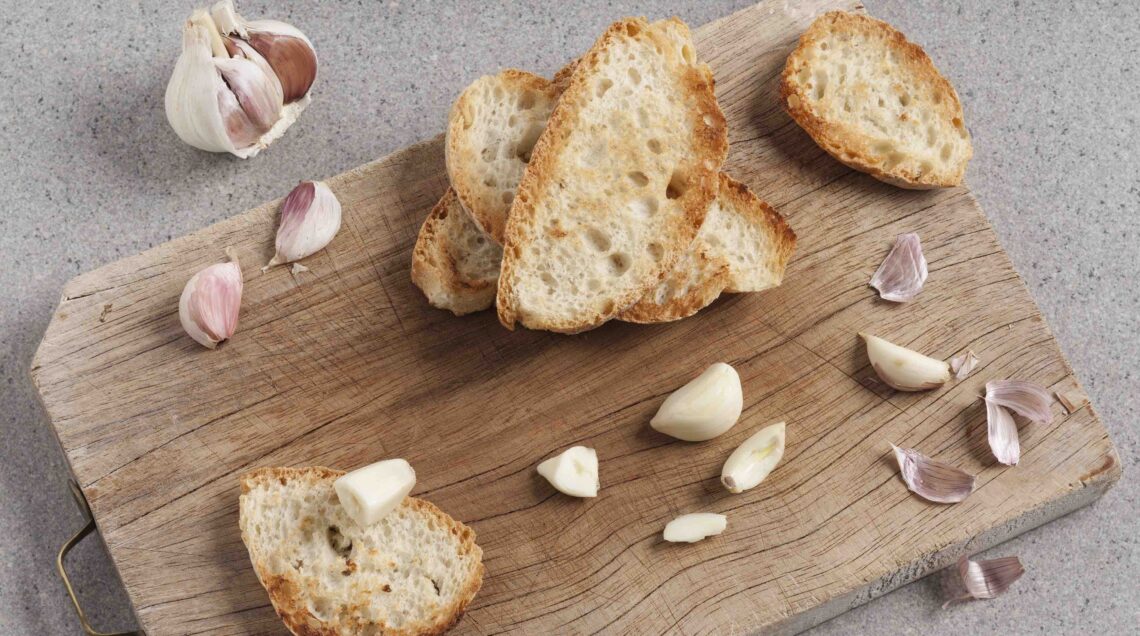 PANE TOSCANO AGLIATO 2