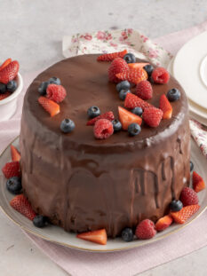 torta al cioccolato con frutti di bosco 34 11