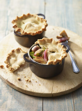 Pie di brisée con verdure alla birra