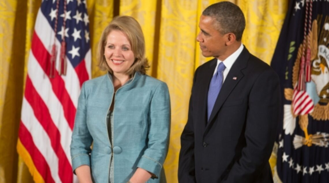 ReneÌe_Fleming_Receives_the_National_Medal_of_Arts