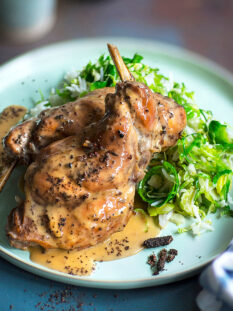 Coniglio al sidro e pepe lungo con riso basmati