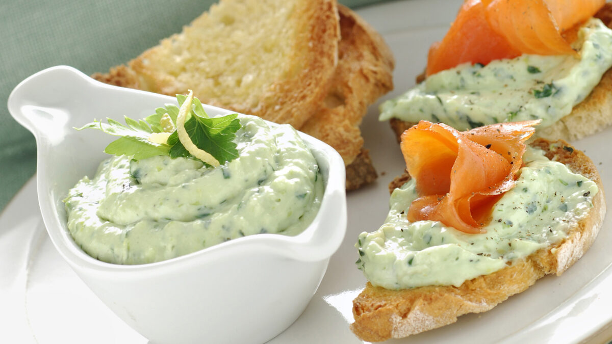 Crostini con agliata monferrina