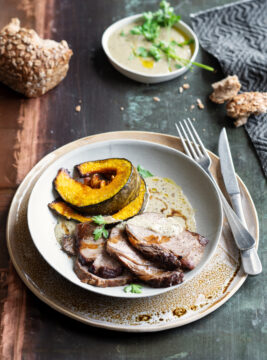 Manzo con zucca al forno e bagna caôda