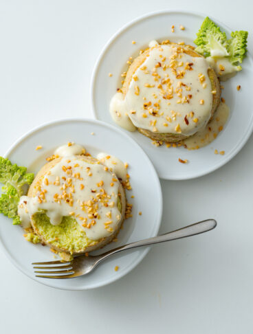 Flan di cavolo romanesco con fonduta