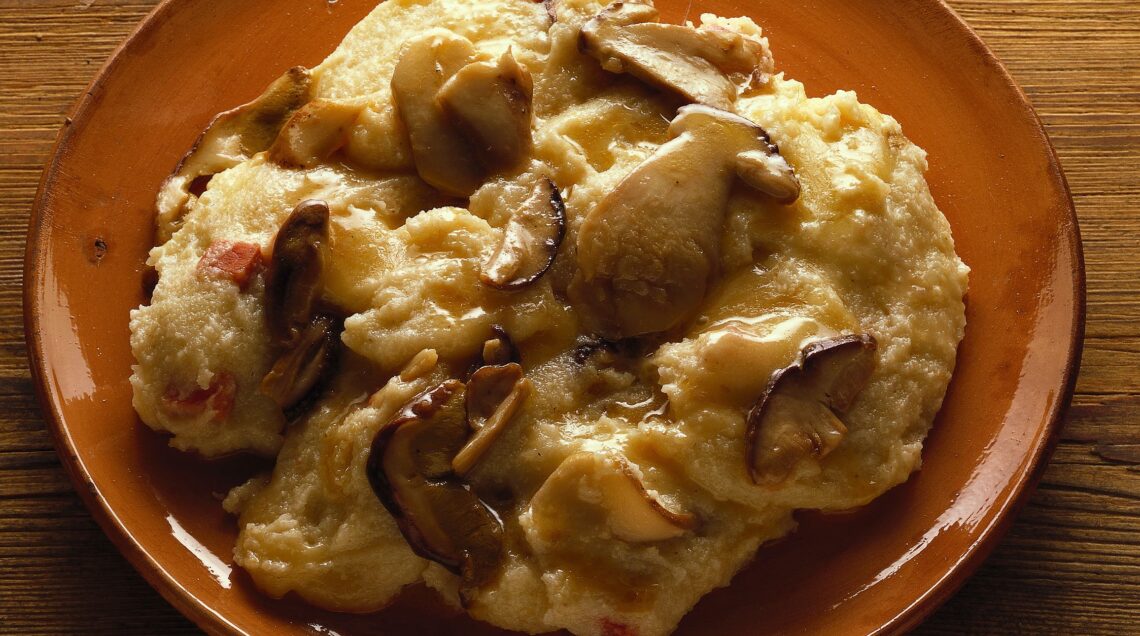 POLENTA BIANCA FUNGHI