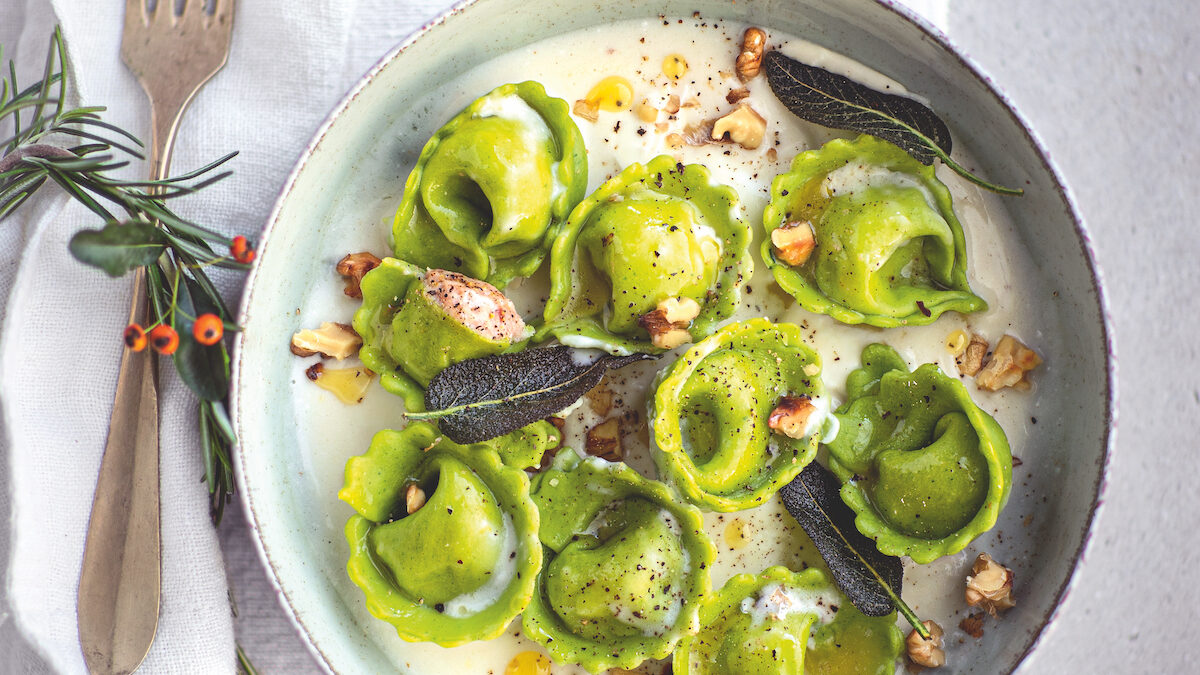 Tortelli di pane con fonduta di formaggio