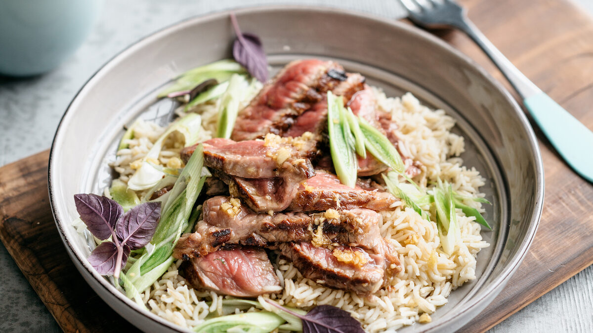 Riso pilaf con tagliata allo zenzero