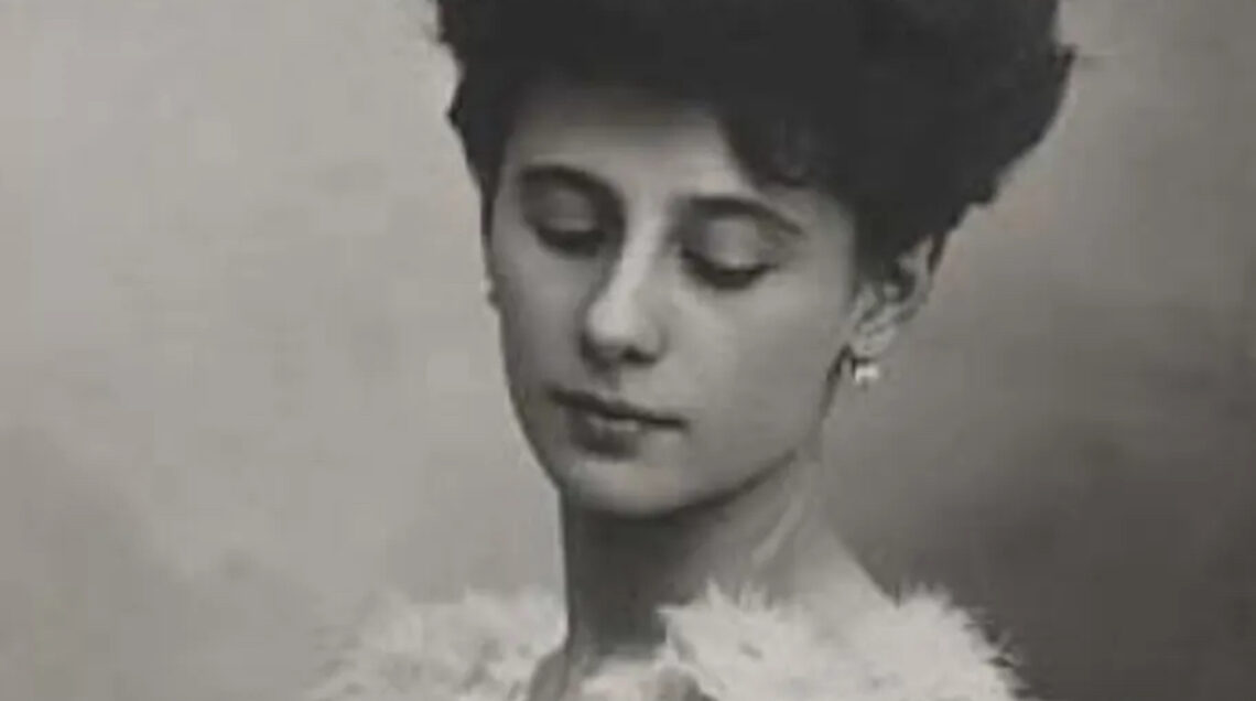 ANNA PAVLOVA