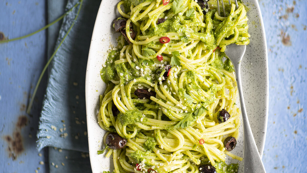 Spaghetti alla chitarra con pesto di prezzemolo