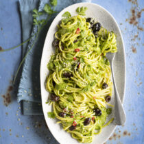 Spaghetti alla chitarra con pesto di prezzemolo