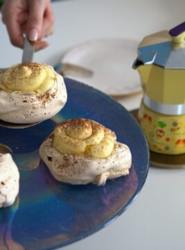 Meringhe al tiramisù