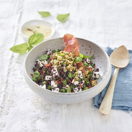 Quinoa con fagiolini, primo sale e prosciutto crudo