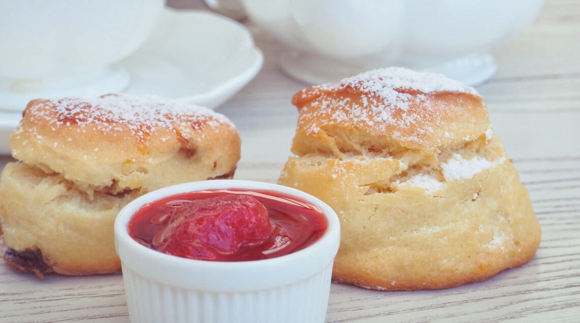 Scones with english cream tea