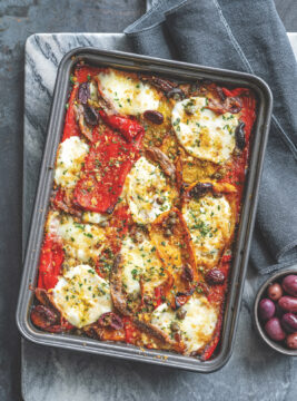 Gratin di peperoni con bufala e olive