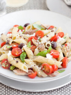 Insalata di pasta con lo sgombro