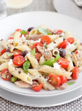 Insalata di pasta con lo sgombro