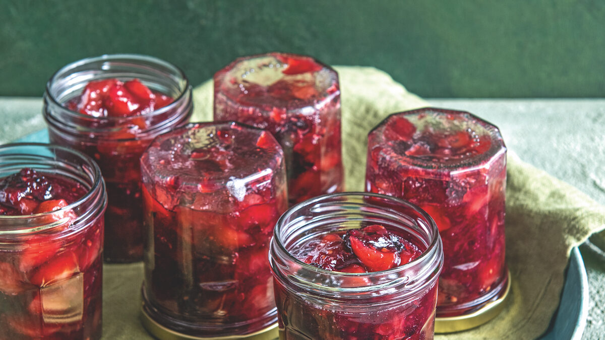 Confettura di more e pesche tabacchiere