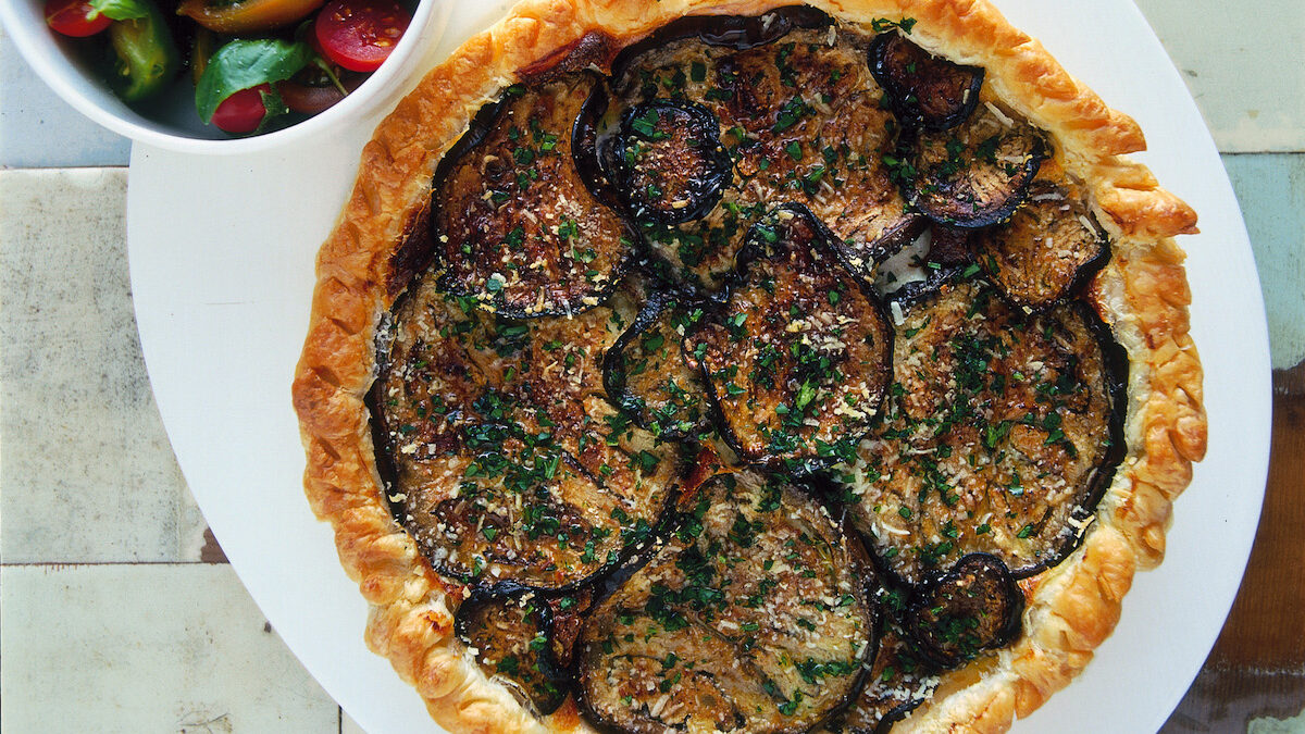 Torta salata al formaggio e melanzane