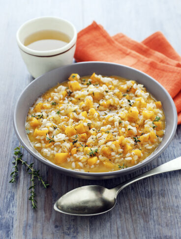 Orzo tiepido con carote e cipolle