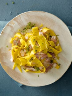 Reginette con scorfano, timo e limone