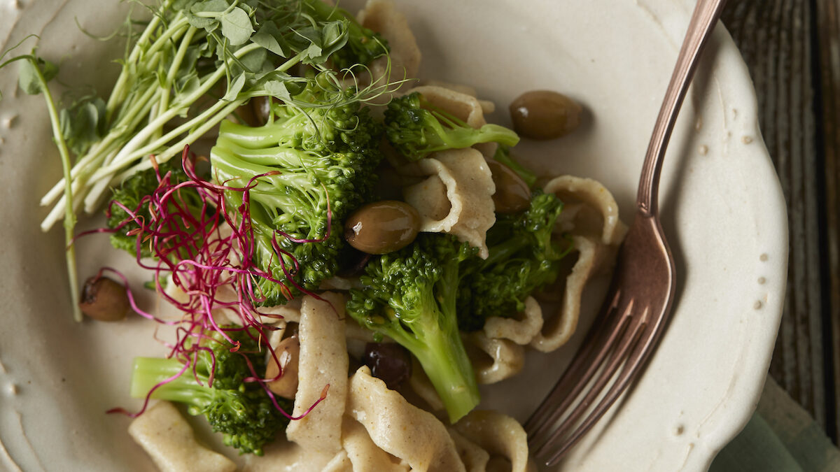 Tagliatelle broccoli e taggiasche Sale&Pepe