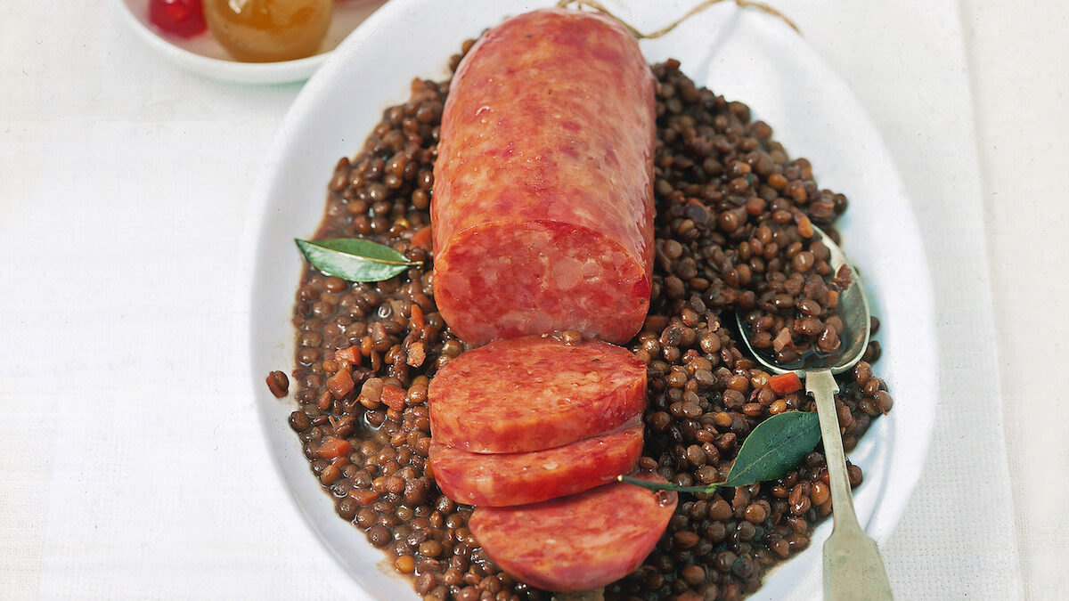 Cotechino con lenticchie stufate