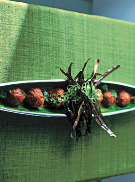 polpette di melanzane con bucce fritte