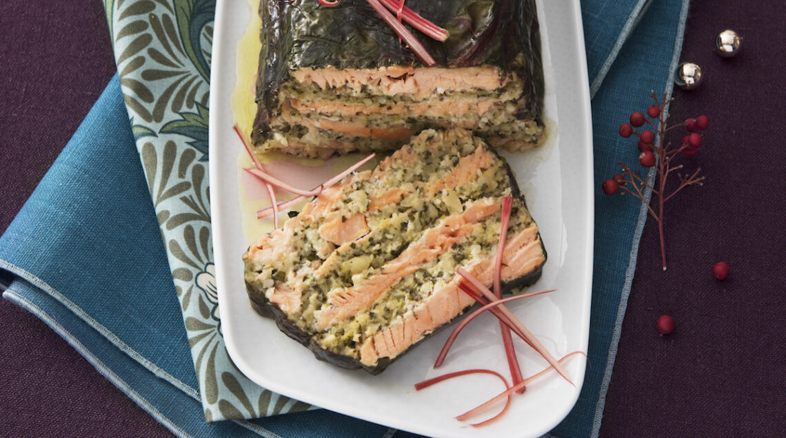 Terrina alle bietole rosse con mandorle, limone ed erbe